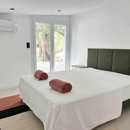 Дом отдыха Peaceful Between Sea And Pyrenees